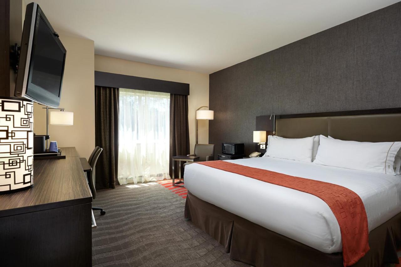 Holiday Inn Express & Suites Naples Downtown - 5Th Avenue By Ihg Экстерьер фото