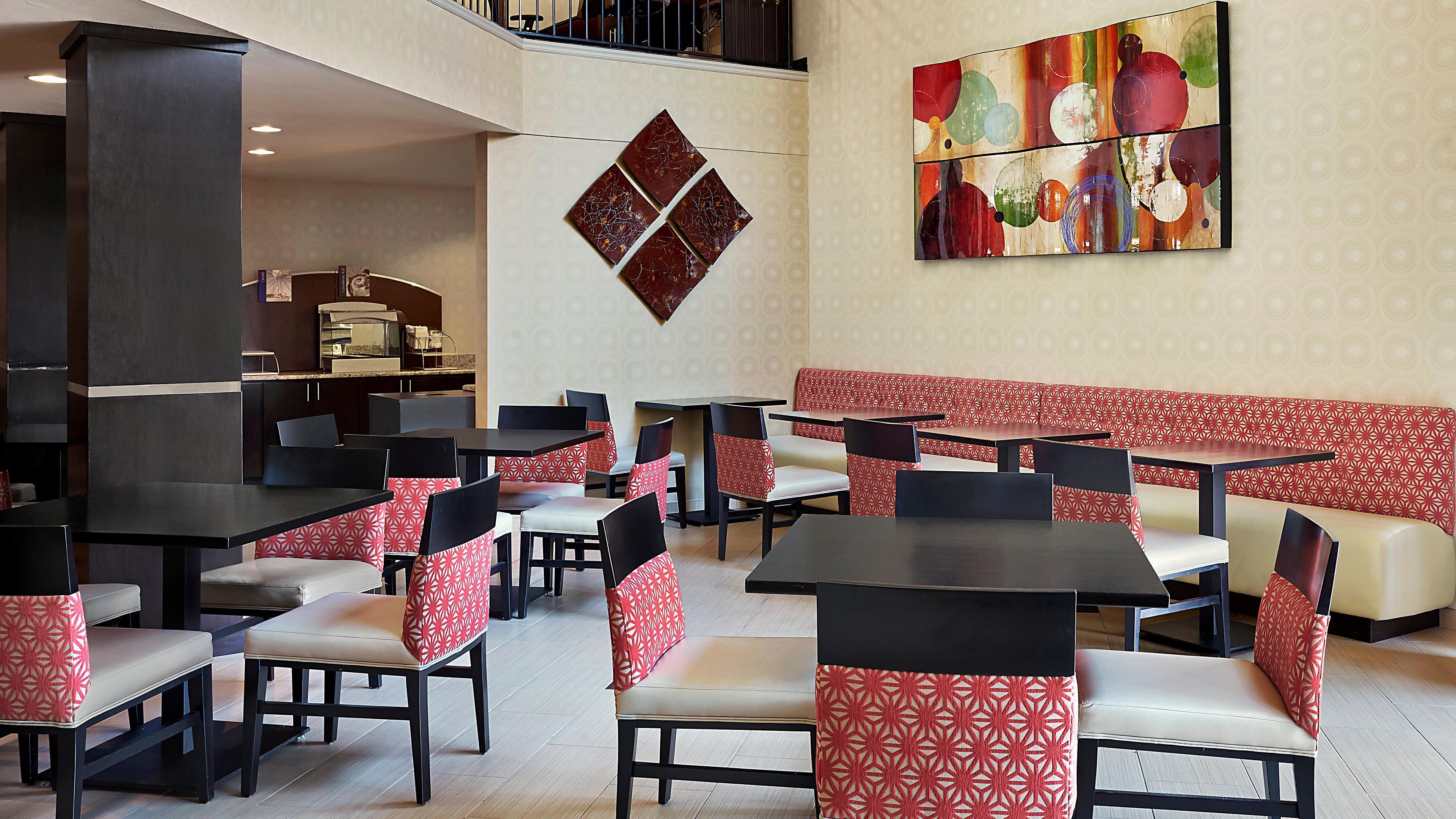 Holiday Inn Express & Suites Naples Downtown - 5Th Avenue By Ihg Экстерьер фото